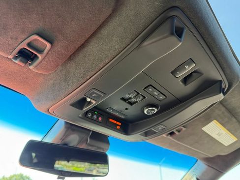 Used 2019 Cadillac Escalade Platinum AWD/4WD image 22