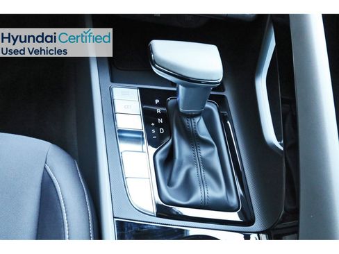 Certified 2025 Hyundai Elantra SEL image 28