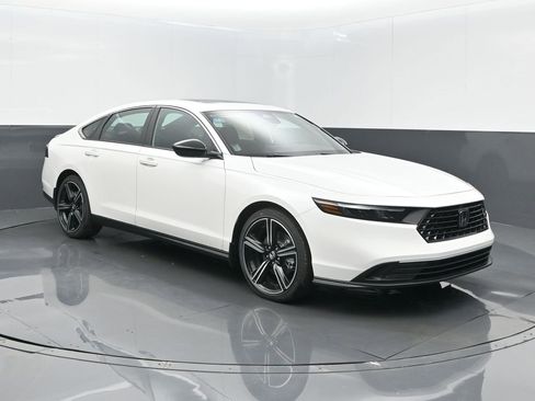 New 2025 Honda Accord Sport image 28