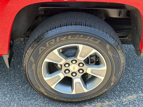 Used 2018 Chevrolet Colorado Z71 RWD image 9