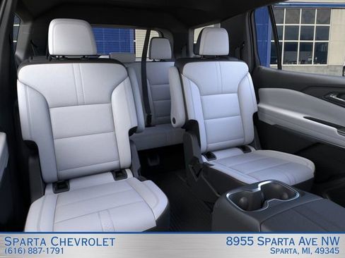New 2026 Chevrolet Traverse High Country AWD/4WD image 17