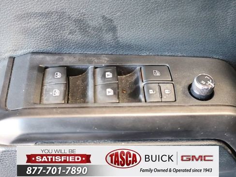Used 2017 Toyota Tacoma TRD Sport w/ Tow Package (A/T) AWD/4WD image 13