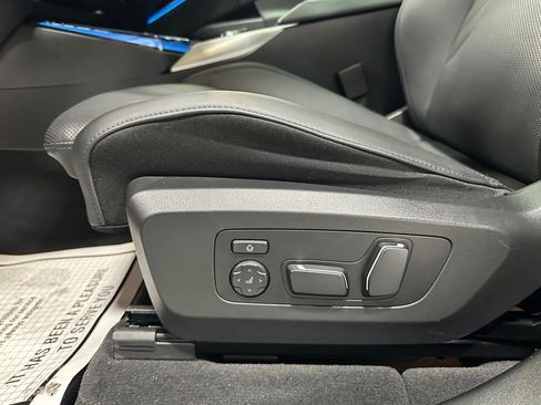 Used 2025 BMW X3 xDrive30i w/ M Sport Package image 12