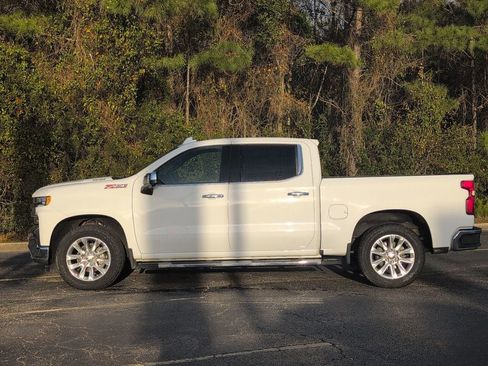 Certified 2022 Chevrolet Silverado 1500 LTZ w/ LTZ Premium Package image 7