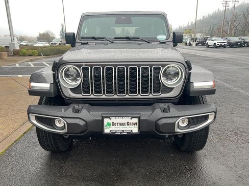 New 2026 Jeep Wrangler Unlimited Sahara AWD/4WD image 7