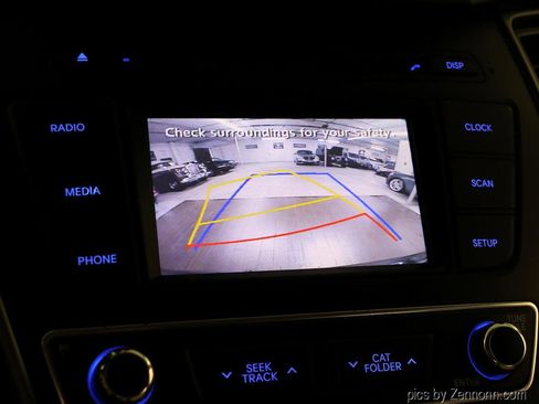 Used 2017 Hyundai Santa Fe Sport AWD/4WD image 21