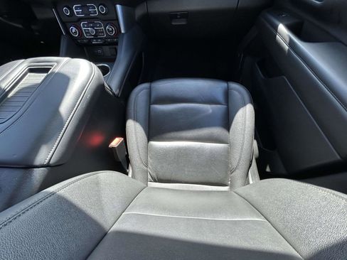 Used 2024 Chevrolet Tahoe LT image 15