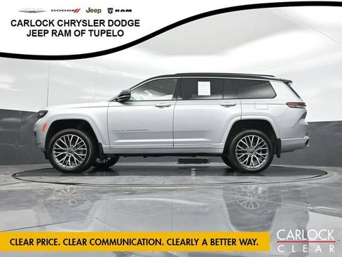 Used 2024 Jeep Grand Cherokee L Summit AWD/4WD image 45