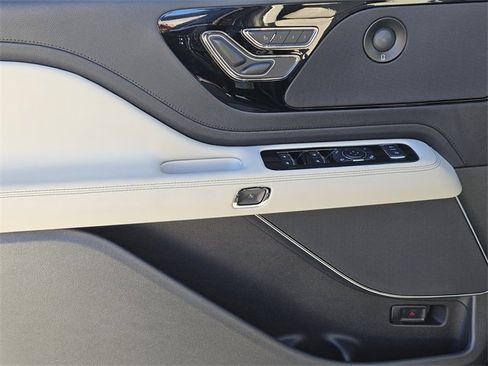 New 2026 Lincoln Aviator Reserve image 22