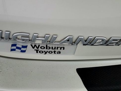Used 2019 Toyota Highlander Limited AWD/4WD image 37