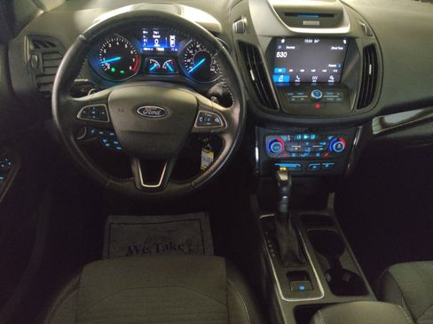 Used 2018 Ford Escape SE w/ SE Sport Appearance Package FWD image 22