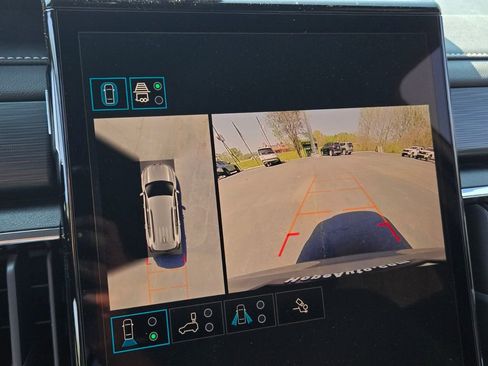 New 2026 GMC Acadia Elevation image 22