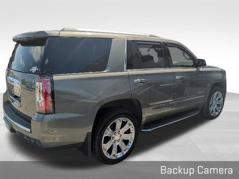 Used 2017 GMC Yukon Denali AWD/4WD image 5