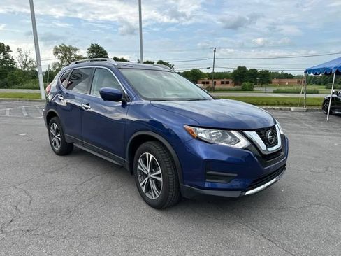 Used 2019 Nissan Rogue SV w/ Premium Package AWD/4WD image 7
