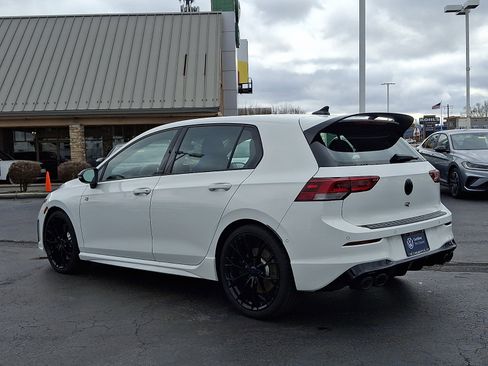 Used 2025 Volkswagen Golf R Black Edition image 4