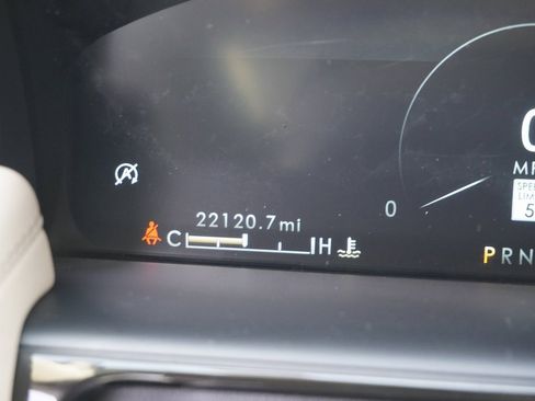 Used 2023 Lincoln Nautilus AWD w/ Premium Package image 13