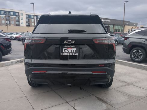 Used 2025 Chevrolet Equinox RS image 5