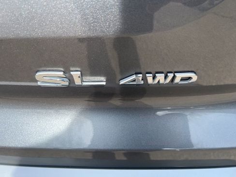 Used 2024 Nissan Pathfinder SL image 30