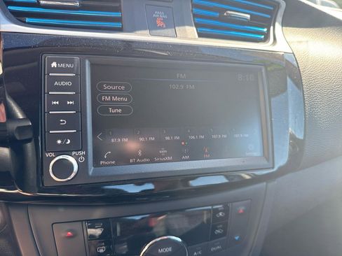 Used 2019 Nissan Sentra SV FWD image 17