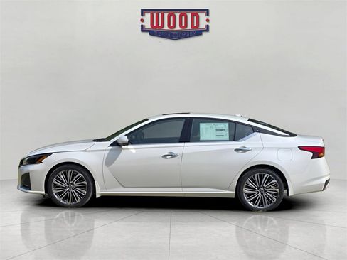 New 2025 Nissan Altima 2.5 SL image 4