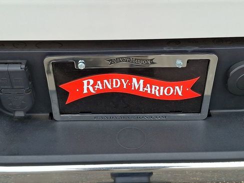 Used 2020 Chevrolet Silverado 2500 LTZ w/ LTZ Premium Package image 28