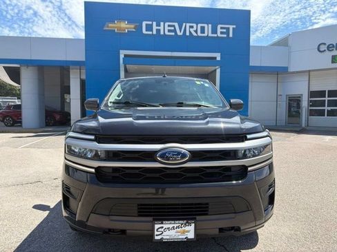 Used 2023 Ford Expedition Max XLT AWD/4WD image 9