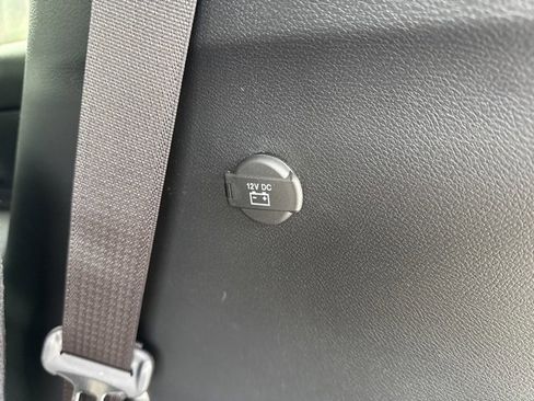 New 2026 Chrysler Voyager LX image 21