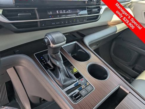 Used 2021 Toyota Sienna XLE w/ XLE Plus Package AWD/4WD image 19