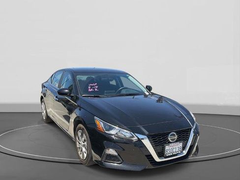 Used 2020 Nissan Altima 2.5 S FWD image 4