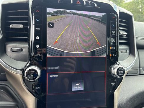 Used 2024 RAM 3500 Laramie image 29