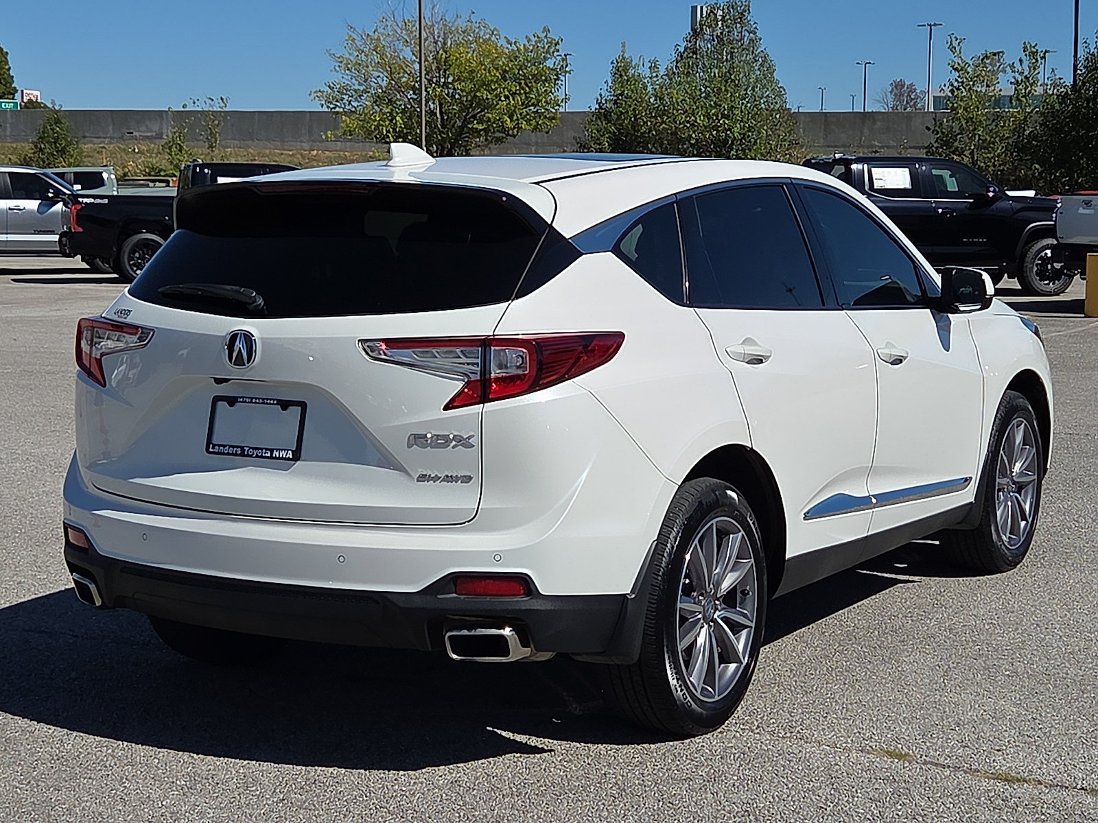 Used 2023 Acura RDX w/ Technology Package AWD/4WD image 5