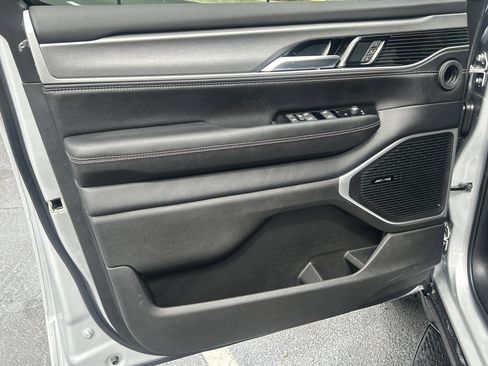 New 2026 Jeep Grand Wagoneer 4WD image 6