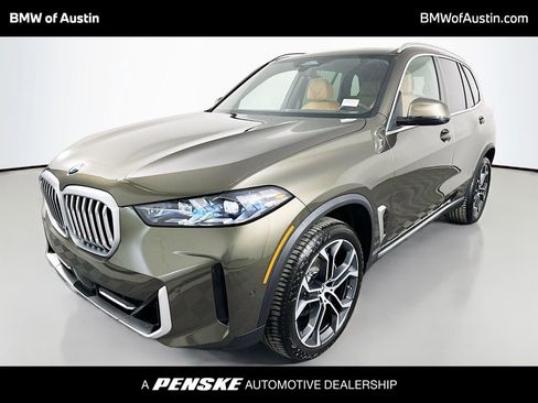 New 2026 BMW X5 sDrive40i image 1