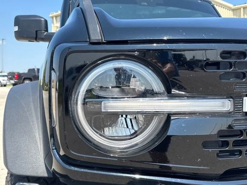 Used 2024 Ford Bronco Wildtrak image 10