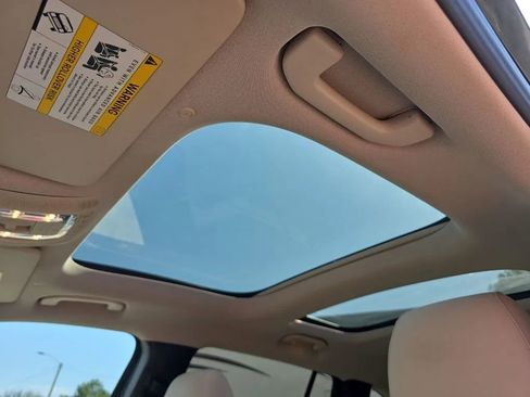 Used 2021 Mercedes-Benz GLB 250 image 16