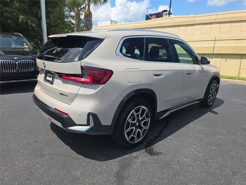 Used 2026 BMW X1 xDrive28i AWD/4WD image 2