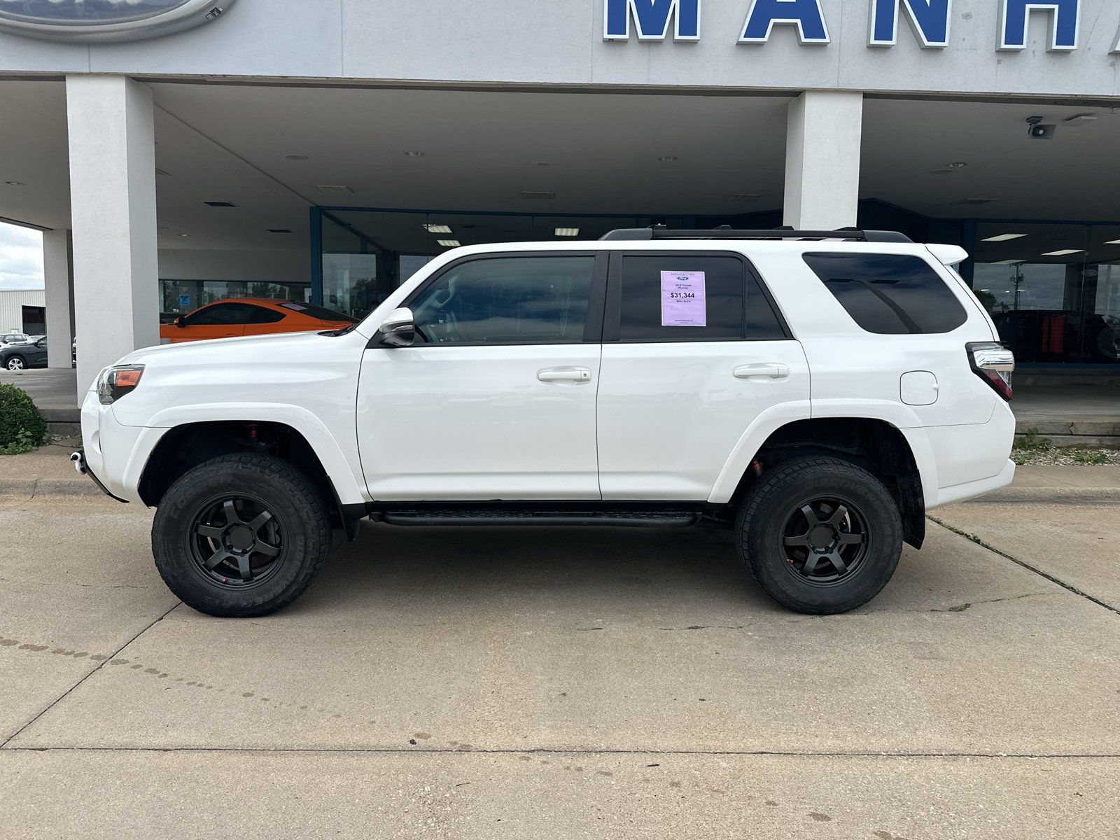 Used 2019 Toyota 4Runner SR5 Premium AWD/4WD image 12