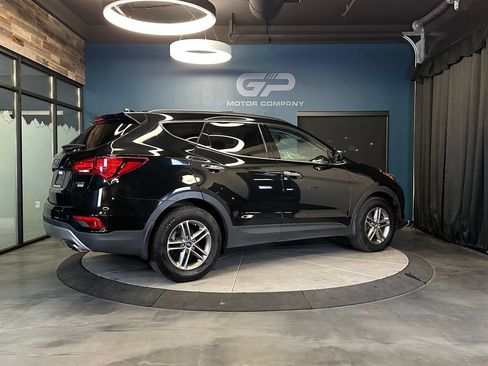Used 2017 Hyundai Santa Fe Sport AWD/4WD image 3