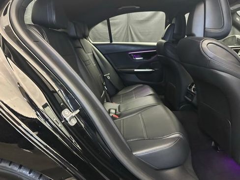 Used 2025 Mercedes-Benz C 300 4MATIC Sedan image 18
