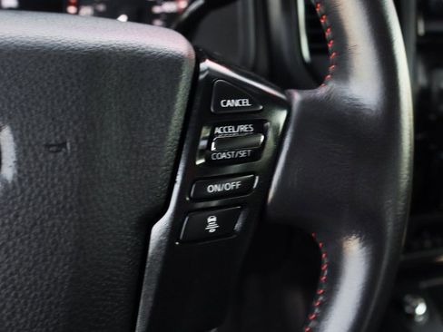 Used 2023 Nissan Titan PRO-4X w/ Pro-4x Convenience Package image 27