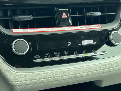 New 2026 Toyota Corolla Cross L image 17