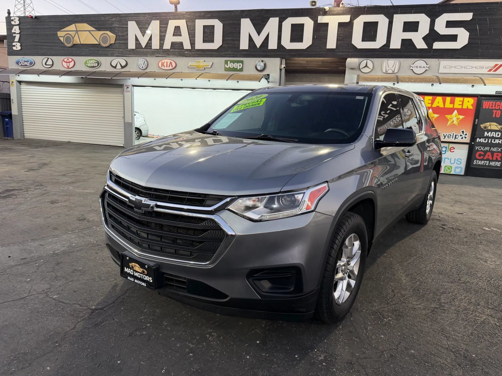 Used 2020 Chevrolet Traverse LS w/ LPO, Cargo Package FWD image 1