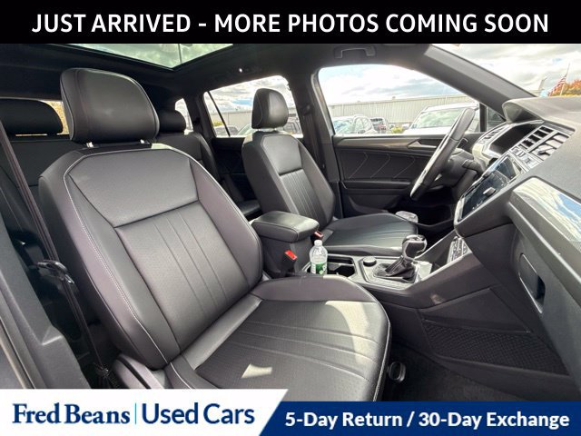 Used 2024 Volkswagen Tiguan SE R-Line AWD/4WD image 13
