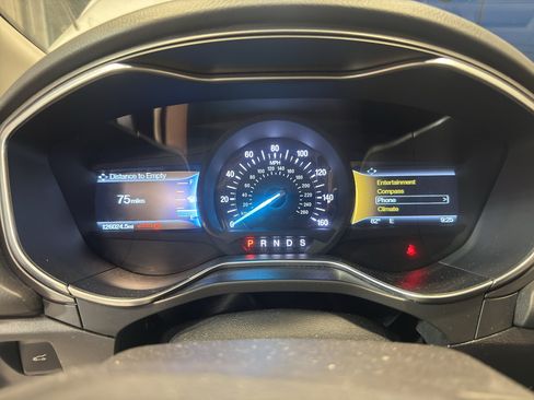 Used 2016 Ford Fusion Titanium FWD image 16
