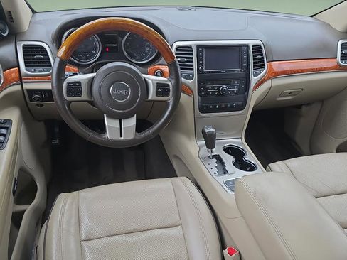 Used 2012 Jeep Grand Cherokee Overland AWD/4WD image 14