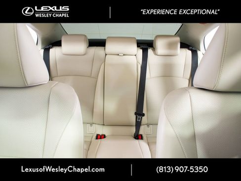 Used 2024 Lexus ES 350 w/ Premium Package image 25