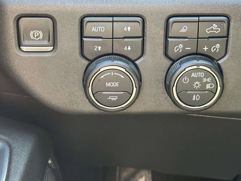 Certified 2024 Chevrolet Silverado 1500 High Country w/ High Country Premium Package image 17