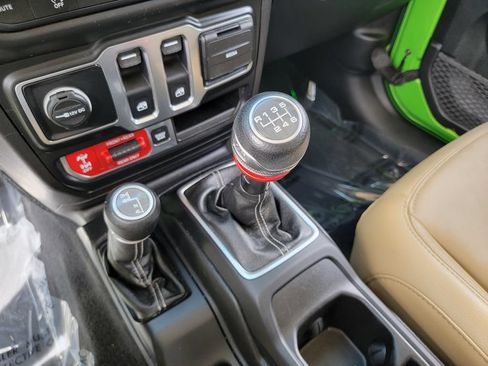 Used 2019 Jeep Wrangler Rubicon AWD/4WD image 23