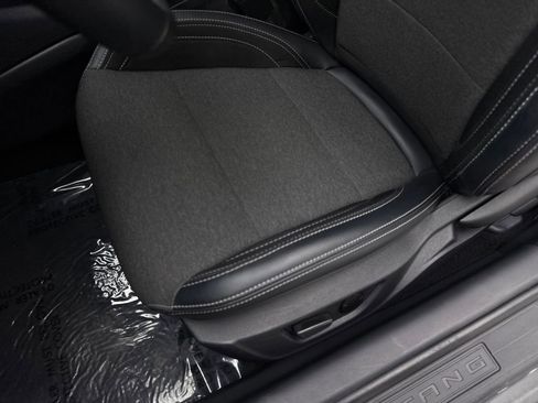 Used 2025 Ford Mustang Coupe image 27