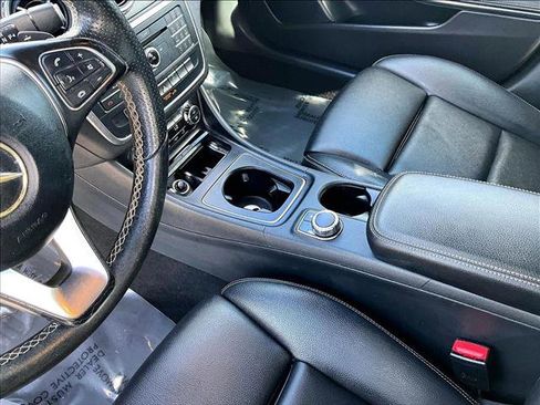Used 2017 Mercedes-Benz GLA 250 image 15
